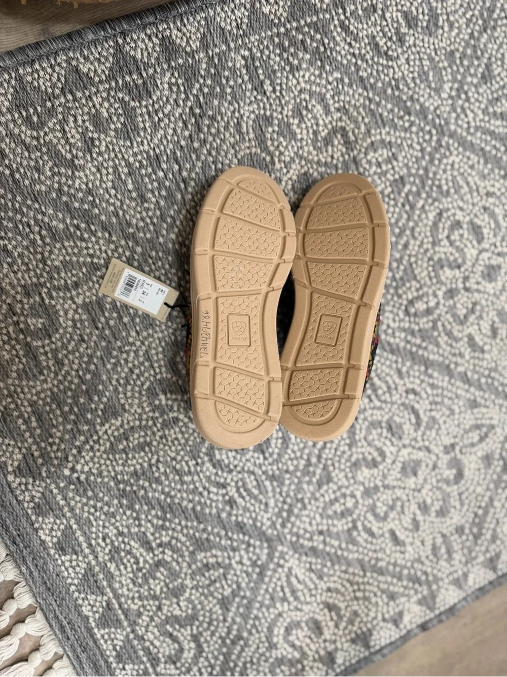 New Ariat Kids' Multicolor Aztec Slip-On Shoes Hilo New with tags size 3